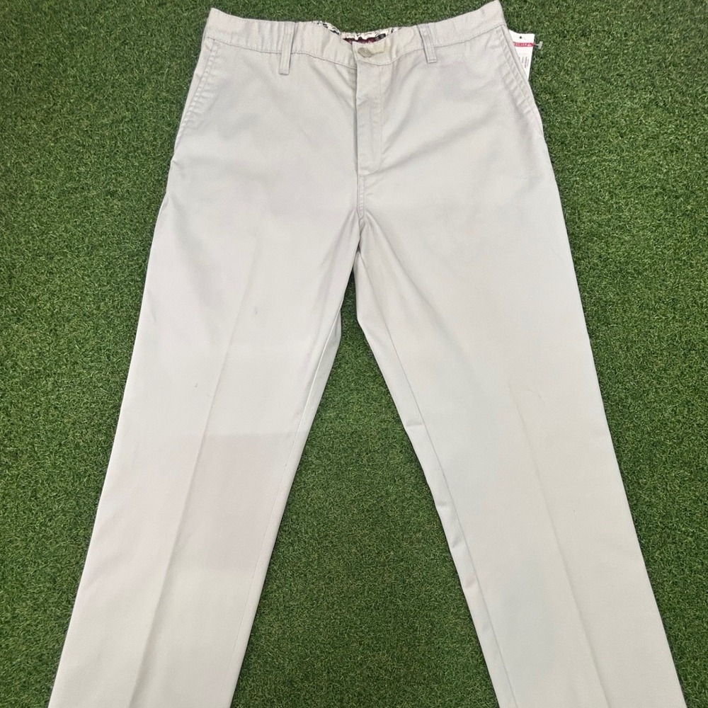 Quiksilver Mens Chino Pants Light Khaki Tan Straight Leg Size 33 T105355